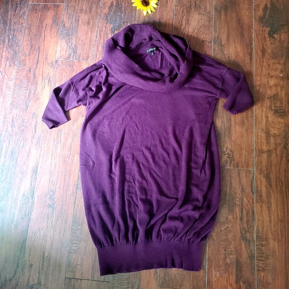 🄴🅇🄿🅁🄴🅂🅂 𝚃𝚞𝚗𝚒𝚌/𝚂𝚠𝚎𝚊𝚝𝚎𝚛𝙳𝚛𝚎𝚜𝚜 - Picture 4 of 8